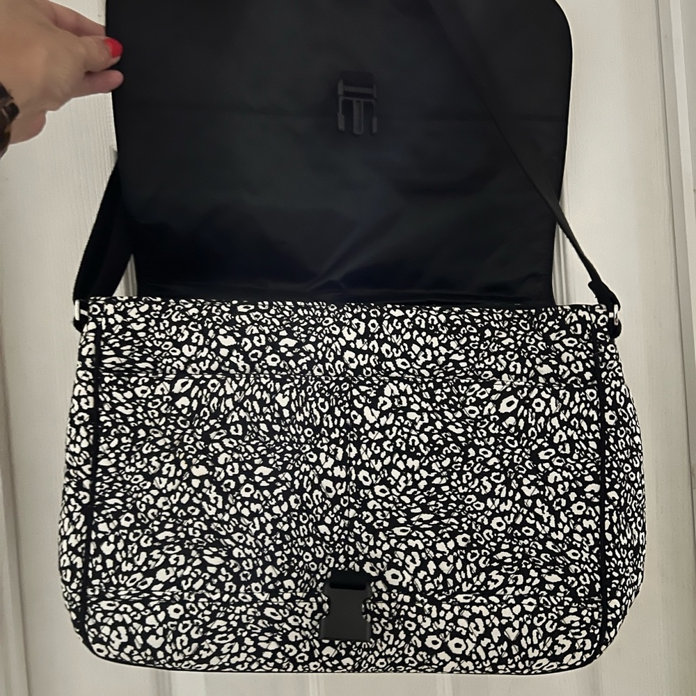 Vera Bradley laptop messenger bag